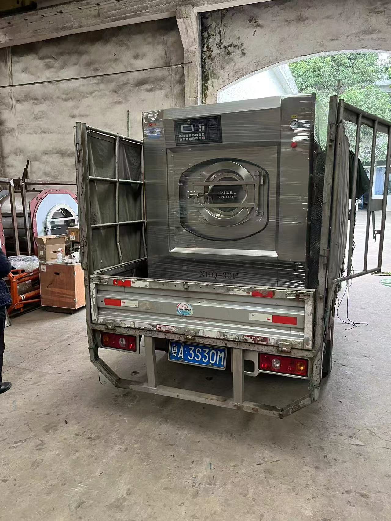 業主驚嘆！廣州自動工業洗衣機布局這樣規劃，干洗店效率提升60%，單位成本直降30%！